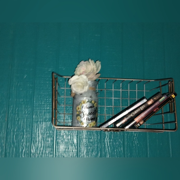 Red Metal Basket Wall Mount - Picture 11 of 16